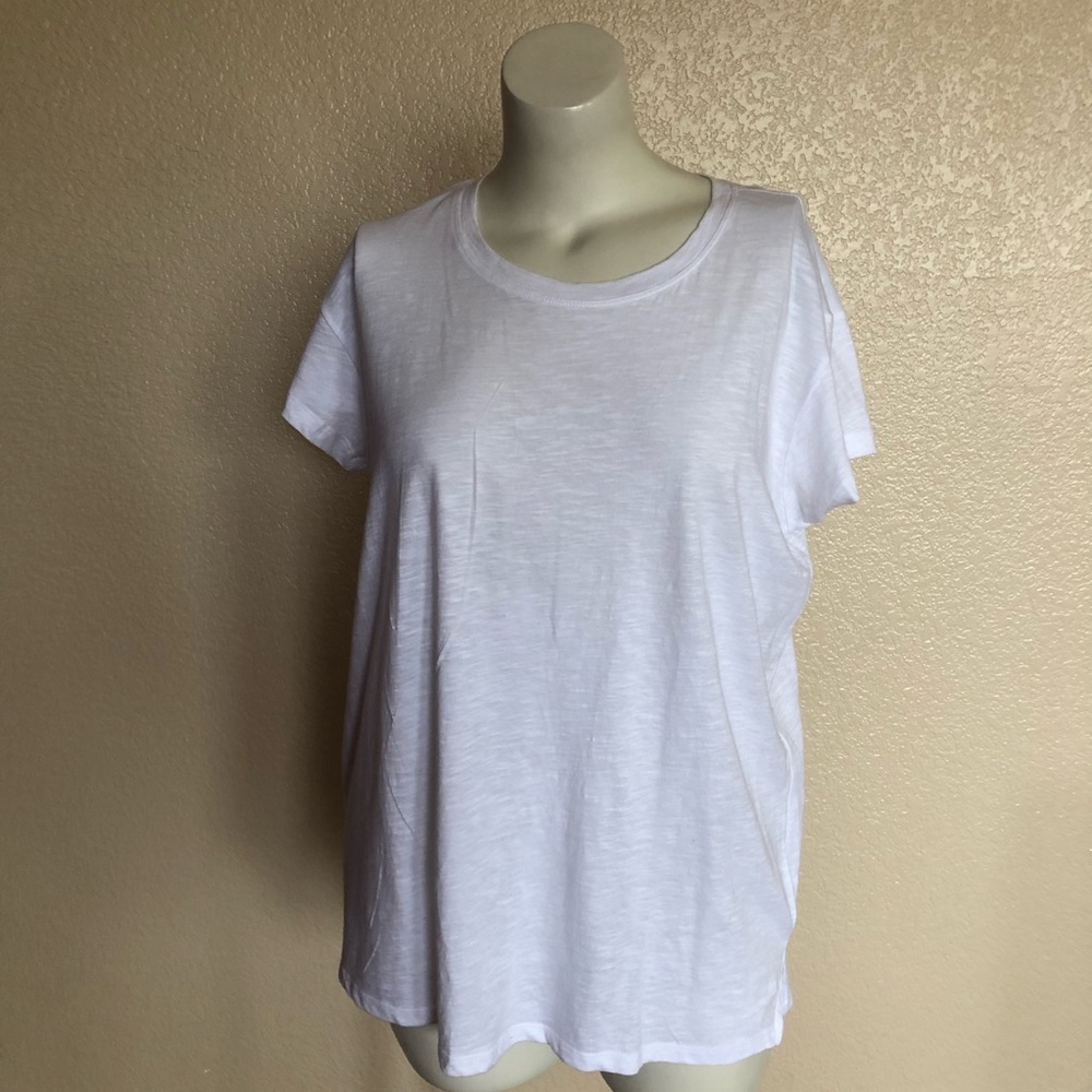 Torrid White T-shirt Tee Top L (10) New
